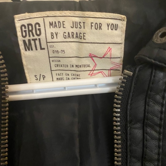 Black small leather jacket - Picture 2 of 3